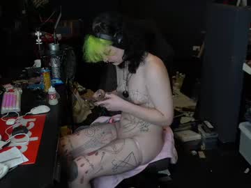 Justamtfgirl Chaturbate stream image from May 07, 2025
