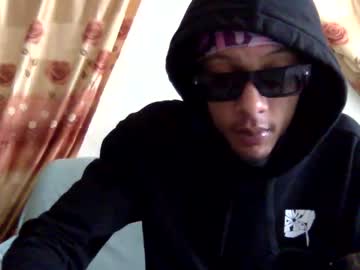 Madebythe1andonly Chaturbate stream image from May 07, 2025