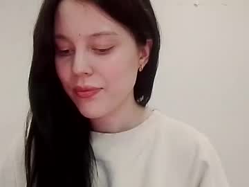 Nikolecellini Chaturbate stream image from May 07, 2025