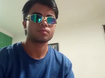 Pinedasexxx Chaturbate stream image from May 07, 2025