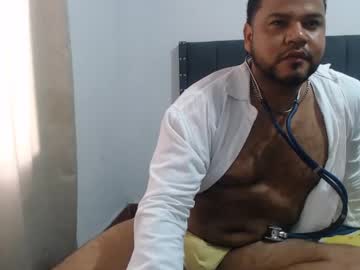 Boy_Doctor_Horny Chaturbate stream image from May 07, 2025