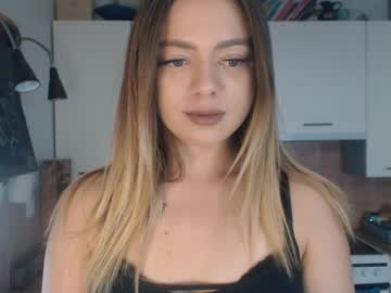 Buffyextasy Chaturbate stream image from May 07, 2025