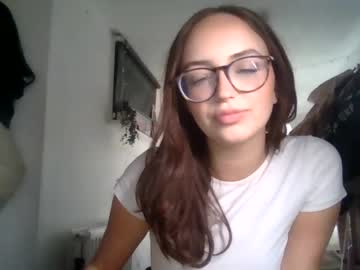 Kylawashere Chaturbate stream image from May 07, 2025