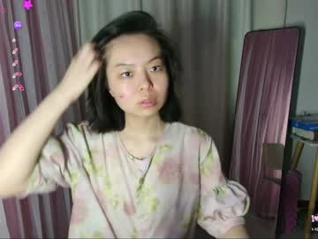 Hola_Sunflower Chaturbate stream image from May 07, 2025