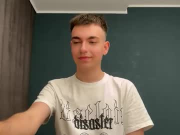Villiam_Xxl Chaturbate stream image from May 07, 2025