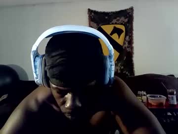 Rustyzipper4200 Chaturbate stream image from May 07, 2025