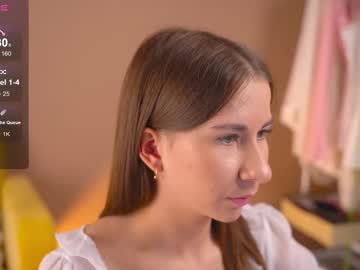 Anntease Chaturbate stream image from May 07, 2025