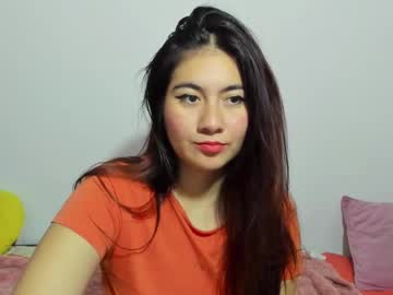Padhara85 Chaturbate stream image from May 07, 2025