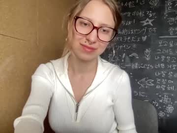 Senseinner Chaturbate stream image from May 07, 2025