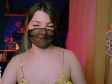 Violetteway Chaturbate stream image from May 07, 2025