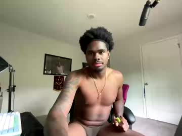 Mikey_Yy Chaturbate stream image from May 07, 2025