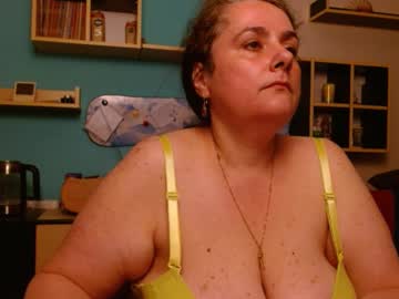 Bigtitsclaude Chaturbate stream image from May 07, 2025