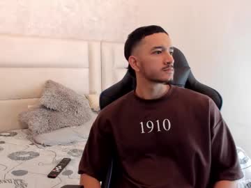 Vilaty_Makris Chaturbate stream image from May 07, 2025