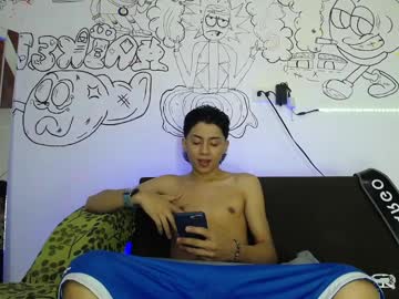 Cris_Barber Chaturbate stream image from May 07, 2025
