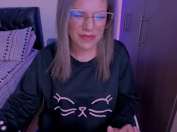 Effy_Fanny8318 Chaturbate stream image from May 07, 2025