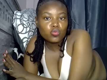 Luvly_Ebonny Chaturbate stream image from May 07, 2025