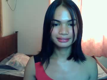 Prettykhelcy Chaturbate stream image from May 08, 2025