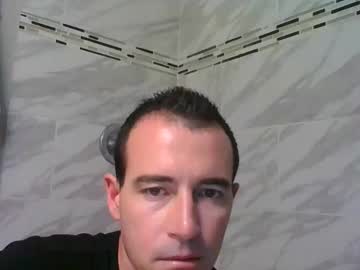 Massluxe Chaturbate stream image from May 08, 2025