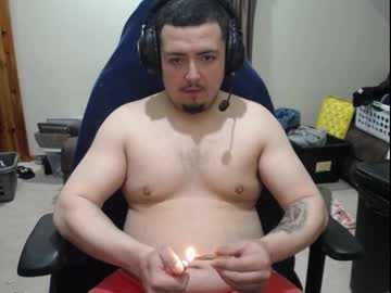 Thickboy2424 Chaturbate stream image from May 08, 2025
