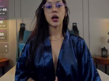 Charlottegray_1 Chaturbate stream image from May 08, 2025