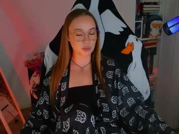 Emili1_Bc Chaturbate stream image from May 08, 2025