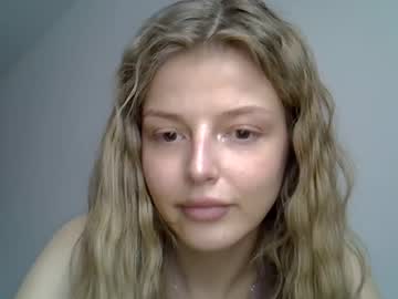 _Luna777 Chaturbate stream image from May 08, 2025