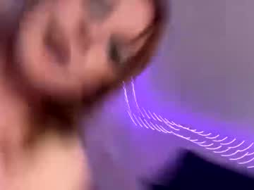 Brittneytakesit Chaturbate stream image from May 08, 2025