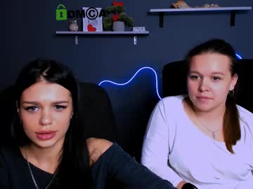 Ilona_Berry Chaturbate stream image from May 08, 2025