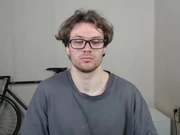 Leoackerman Chaturbate stream image from May 08, 2025