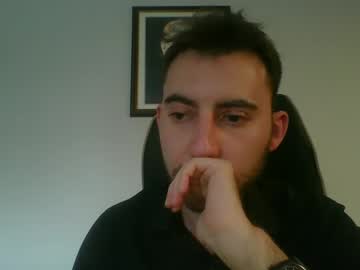 Ankarakedisi Chaturbate stream image from May 08, 2025