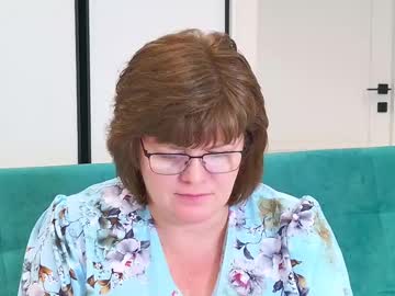 Sandra_Sunrise Chaturbate stream image from May 08, 2025
