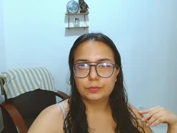 Zohe_96 Chaturbate stream image from May 08, 2025