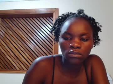 Maya_Leyla Chaturbate stream image from May 08, 2025