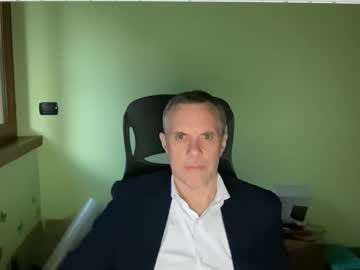 Niceshy_71 Chaturbate stream image from May 08, 2025