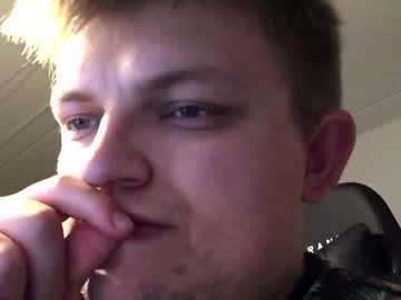 Simonkalle Chaturbate stream image from May 08, 2025