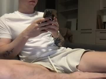 01hafana Chaturbate stream image from May 08, 2025