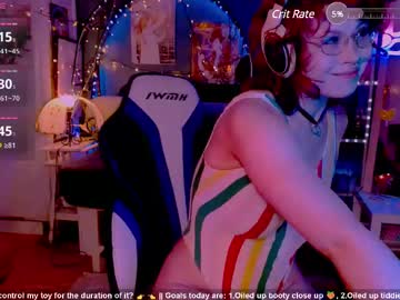 Lunaoddity Chaturbate stream image from May 08, 2025