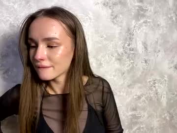 Lushmira Chaturbate stream image from May 08, 2025