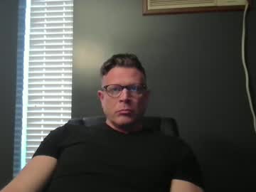 Mike60653162 Chaturbate stream image from May 08, 2025