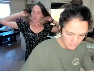 Sillygirlsxx Chaturbate stream image from May 09, 2025
