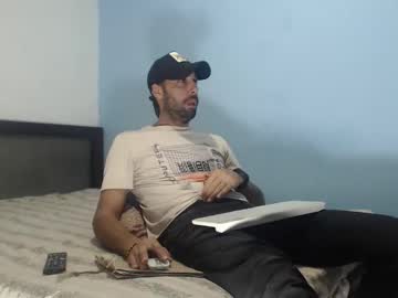 Arabebigcock Chaturbate stream image from May 09, 2025