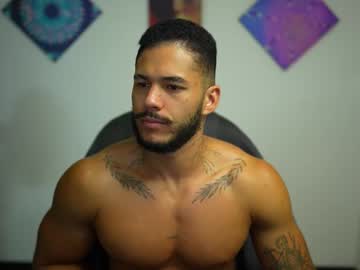 Jhony_Serna_ Chaturbate stream image from May 09, 2025