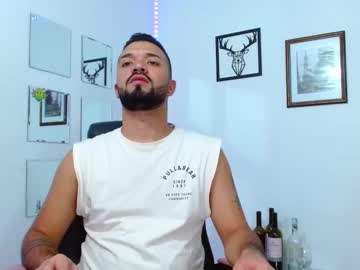 Hotmathewv Chaturbate stream image from May 09, 2025