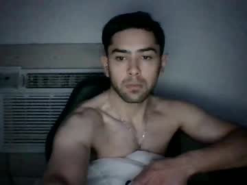 Redmanmoans Chaturbate stream image from May 09, 2025