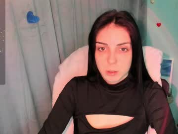 Emilie_Shy Chaturbate stream image from May 09, 2025