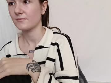 Violettacarter Chaturbate stream image from May 09, 2025