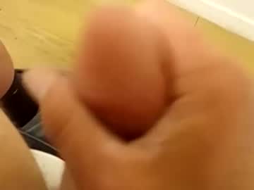 Girthywidebone Chaturbate stream image from May 09, 2025