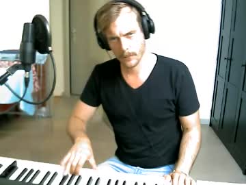 Mistercomplicated_84 Chaturbate stream image from May 09, 2025