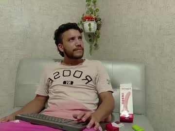 Juanfelipee_01 Chaturbate stream image from May 09, 2025