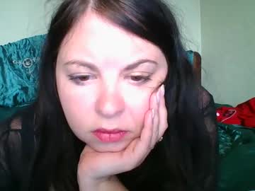 Kitsunia Chaturbate stream image from May 09, 2025